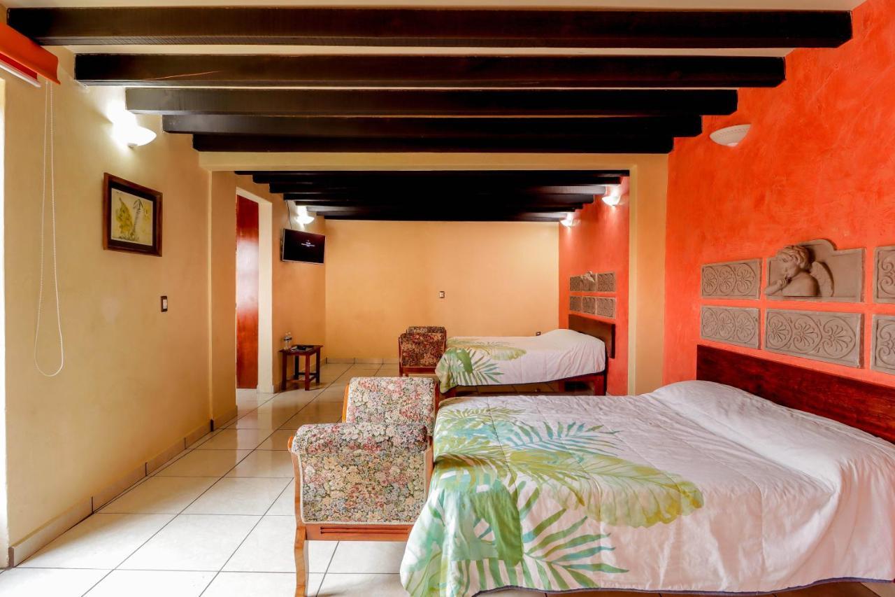 Hotel La Siesta Del Fauno Morelia Exterior foto