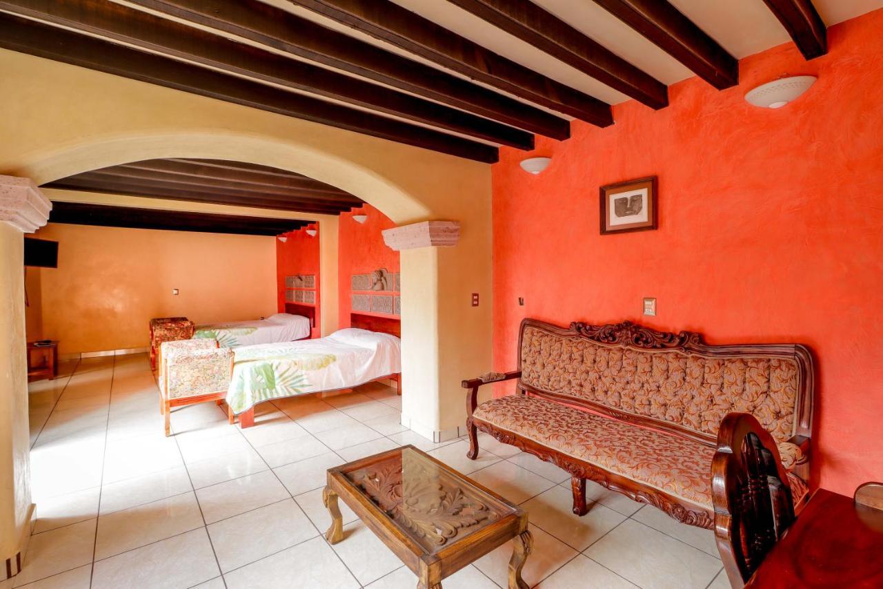 Hotel La Siesta Del Fauno Morelia Exterior foto